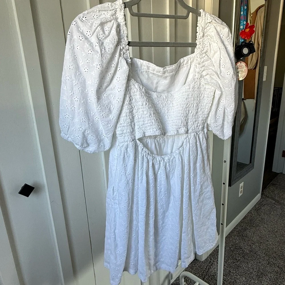 American Eagle Outfitters White Eyelet Dress - Picture 2 of 5